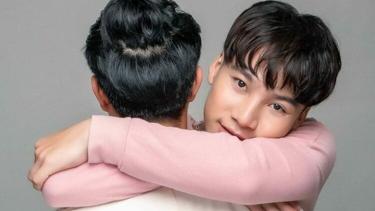 Hometown Embrace – Sub Español