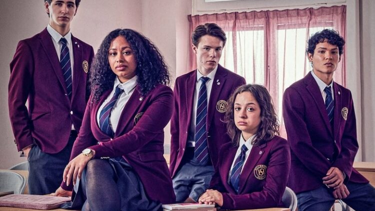 Jóvenes altezas – Audio Español